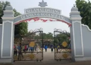 Kepala SMKN 6 Serang Diduga Hindari Klarifikasi Pungli Seragam